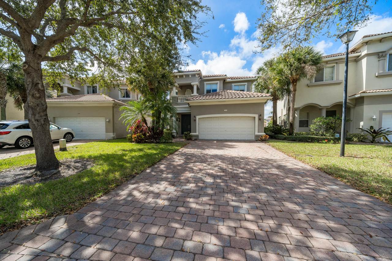 7141 Old Orchard Way - Photo 1
