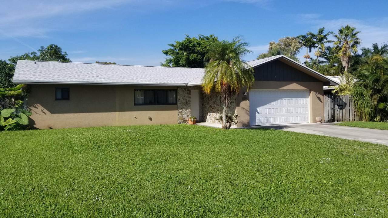 6915 Tradewind Way - Photo 1