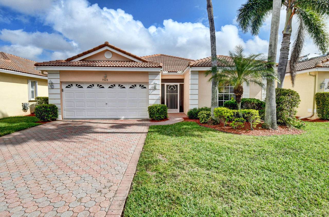 9528 Honeybell Circle - Photo 1