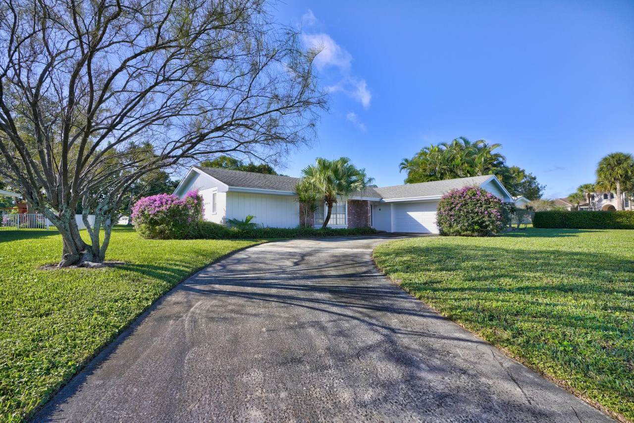 4710 Juniper Lane - Photo 1