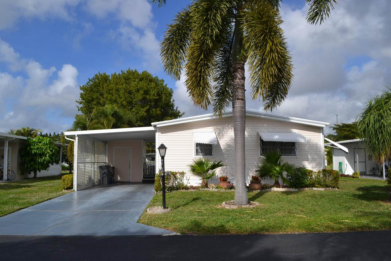 20903 Sunrise Drive - Photo 1