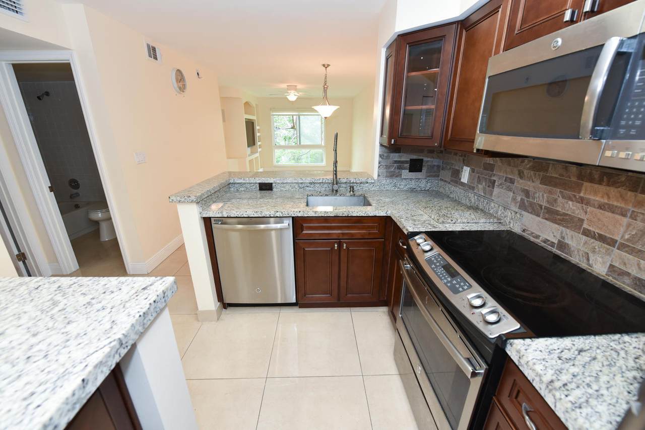 2106 Cypress Bend Drive - Photo 1