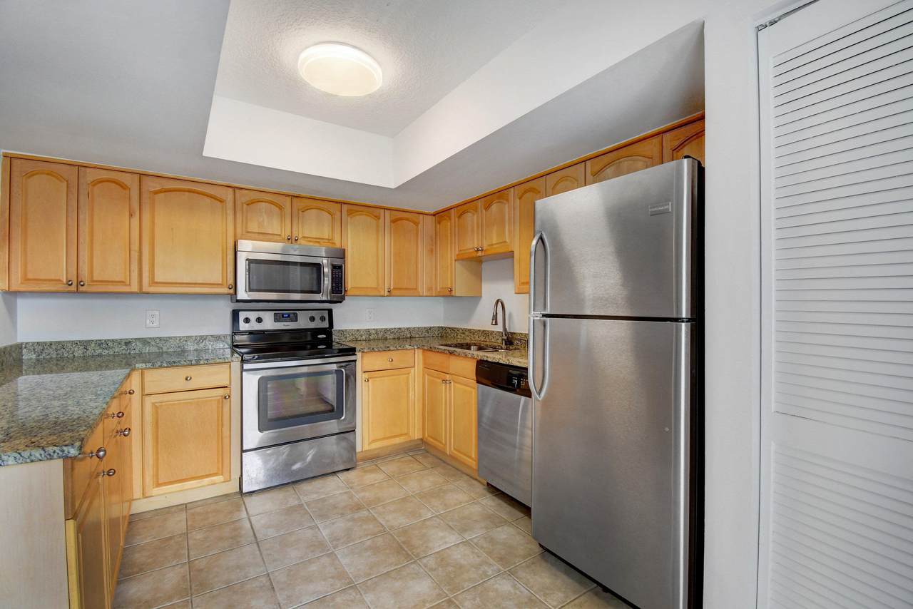 11997 Shakerwood Lane - Photo 1