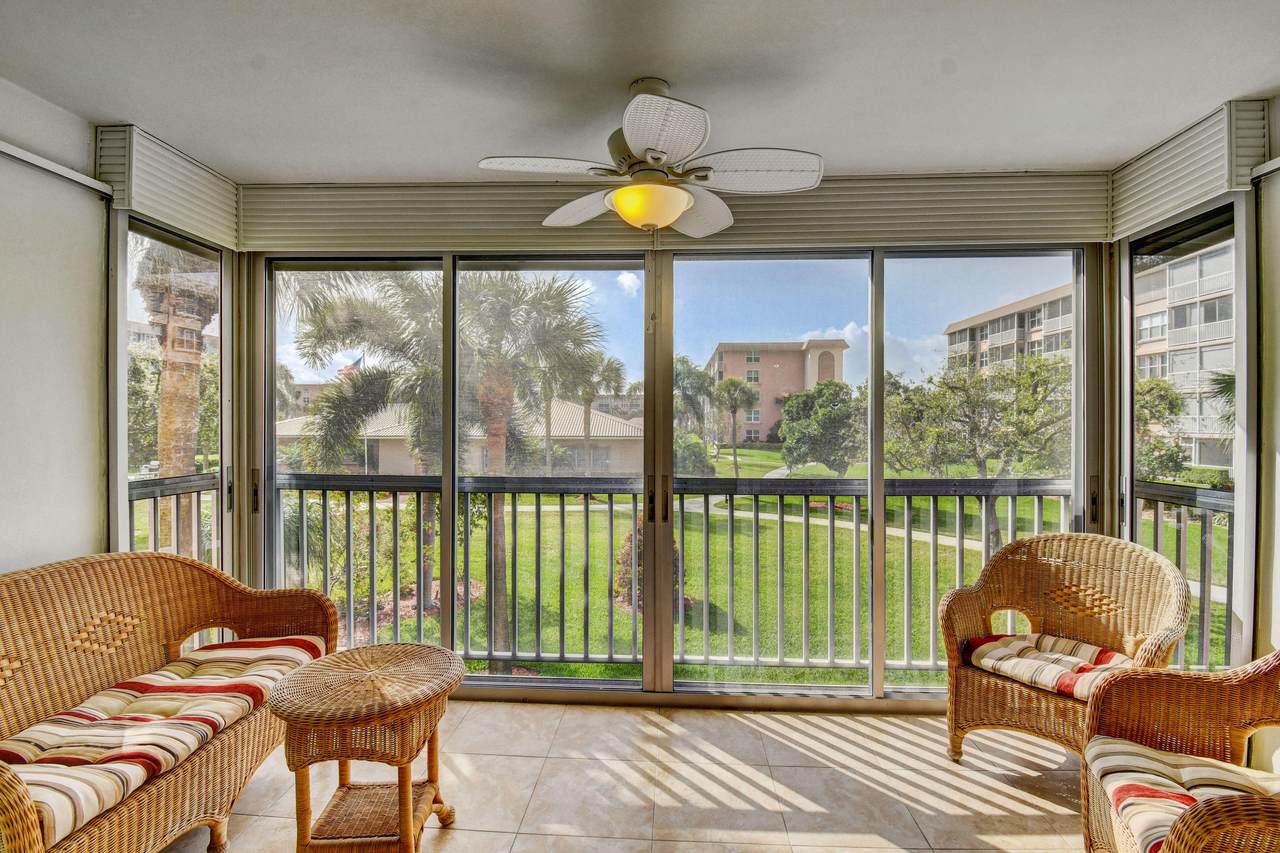 900 Dogwood Drive - Photo 1