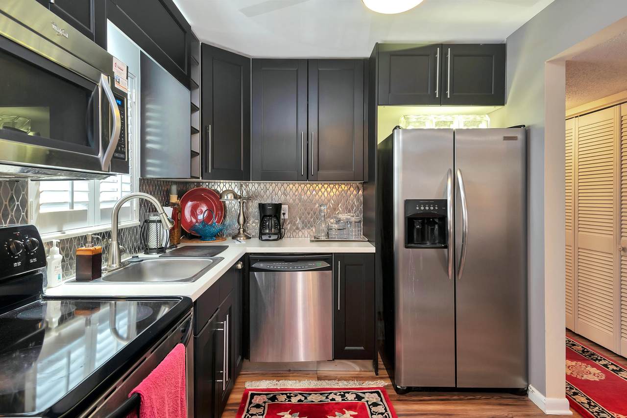 715 Lori Drive - Photo 1