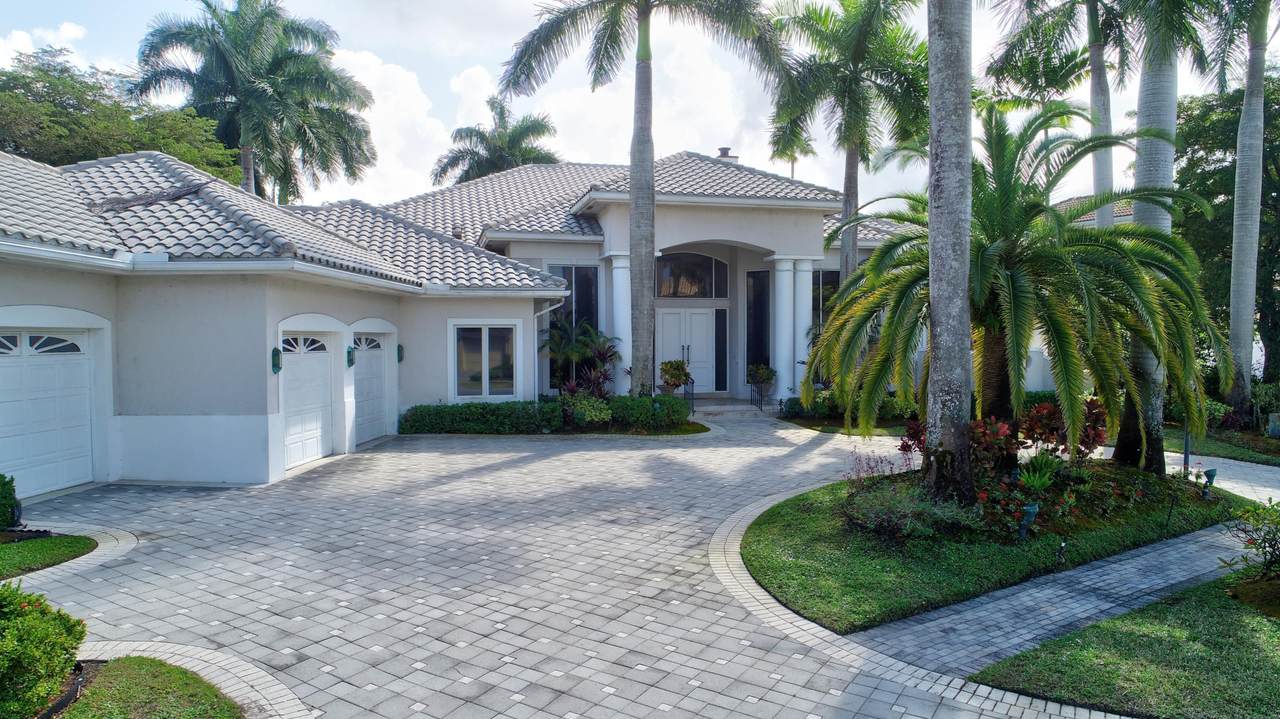 17616 Lake Estates Drive - Photo 1