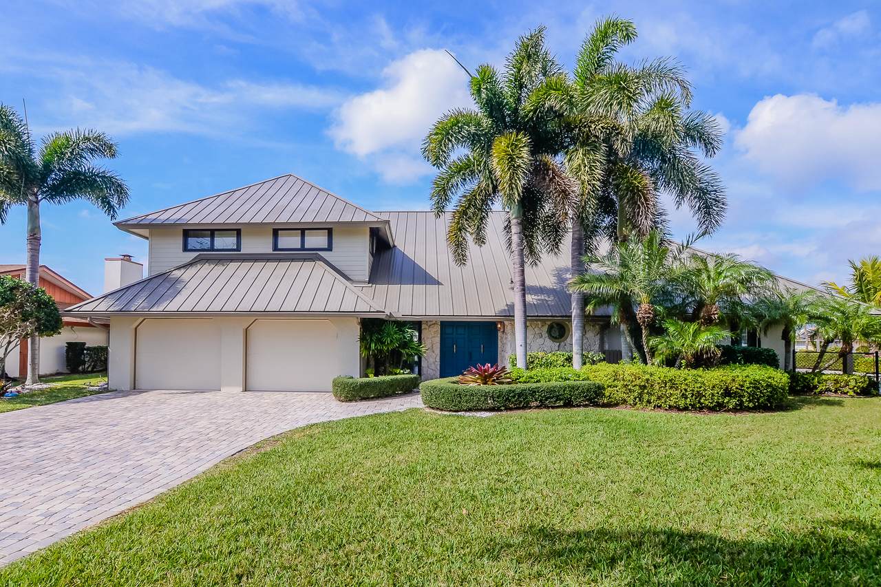 16 Castle Court - Photo 1