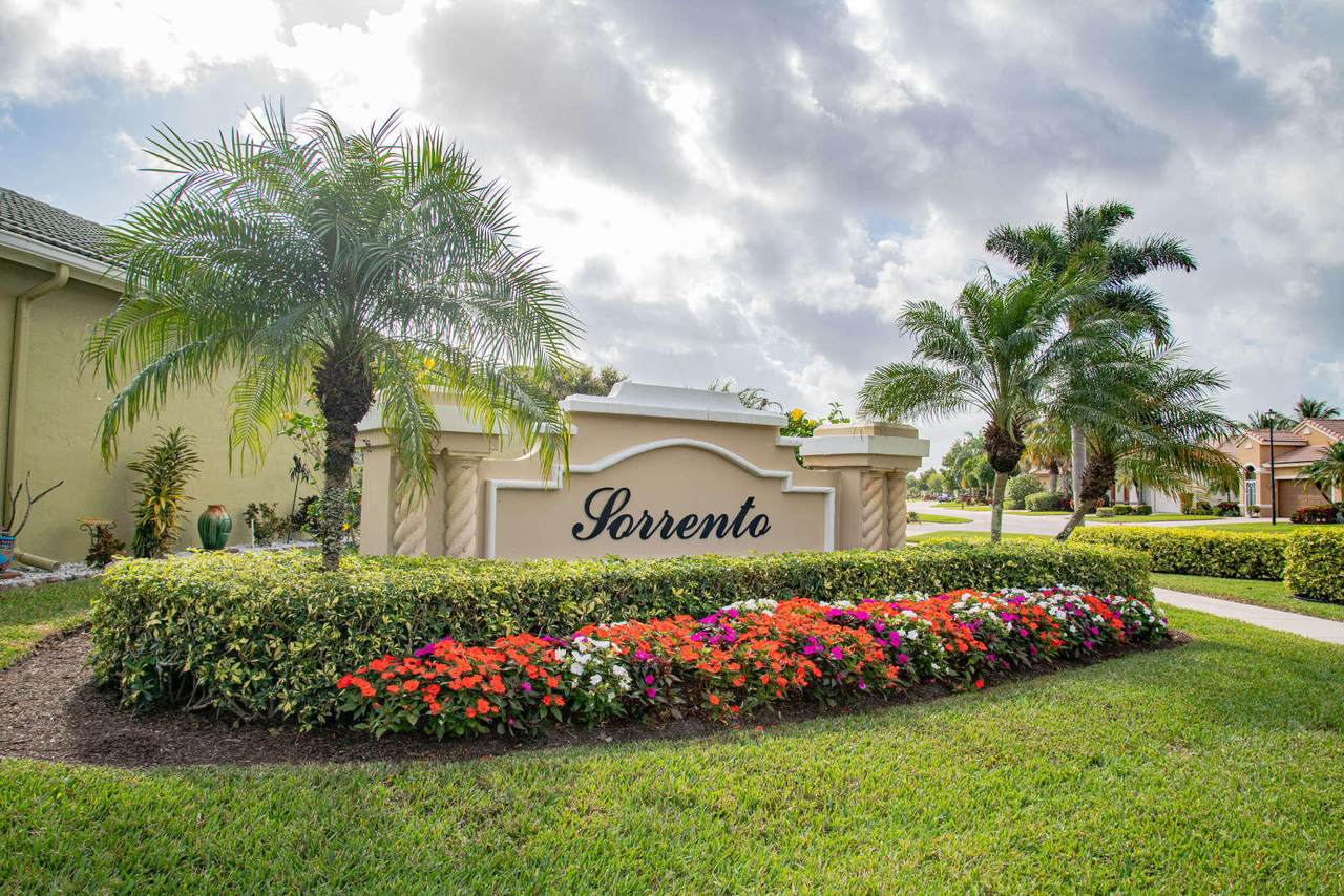 8211 Bellafiore Way - Photo 1