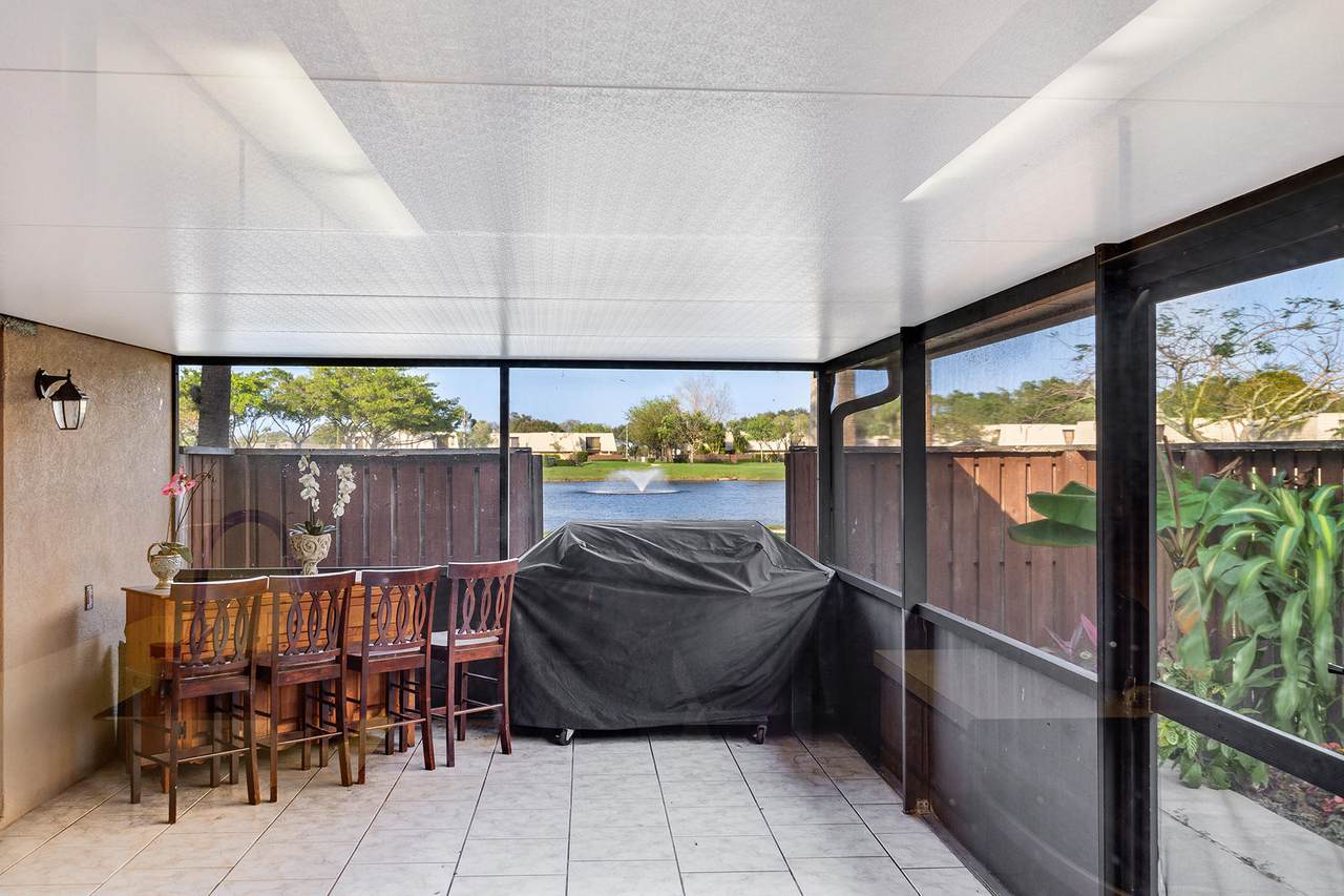 5415 54th Way - Photo 1