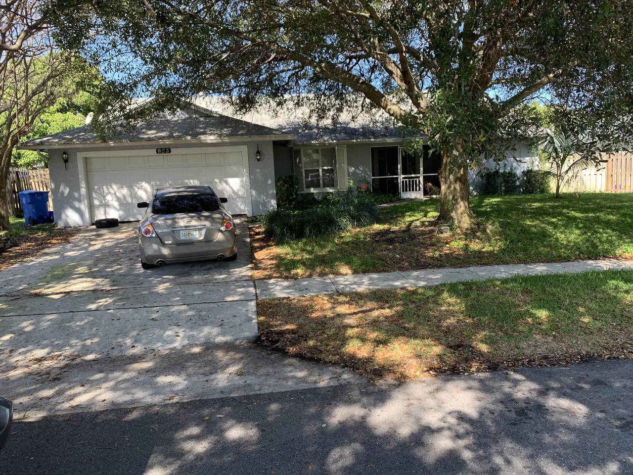 923 Julia Heights Drive - Photo 1