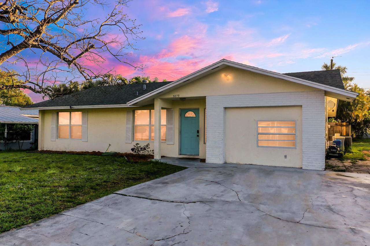 5679 Indigo Av Avenue - Photo 1