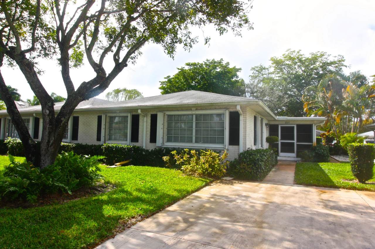 10157 44th Avenue - Photo 1