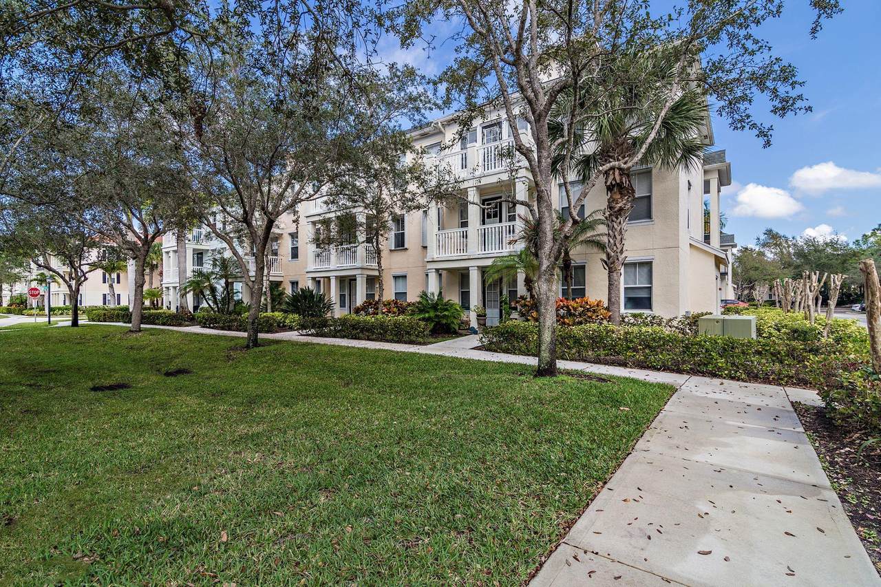 225 Murcia Drive - Photo 1