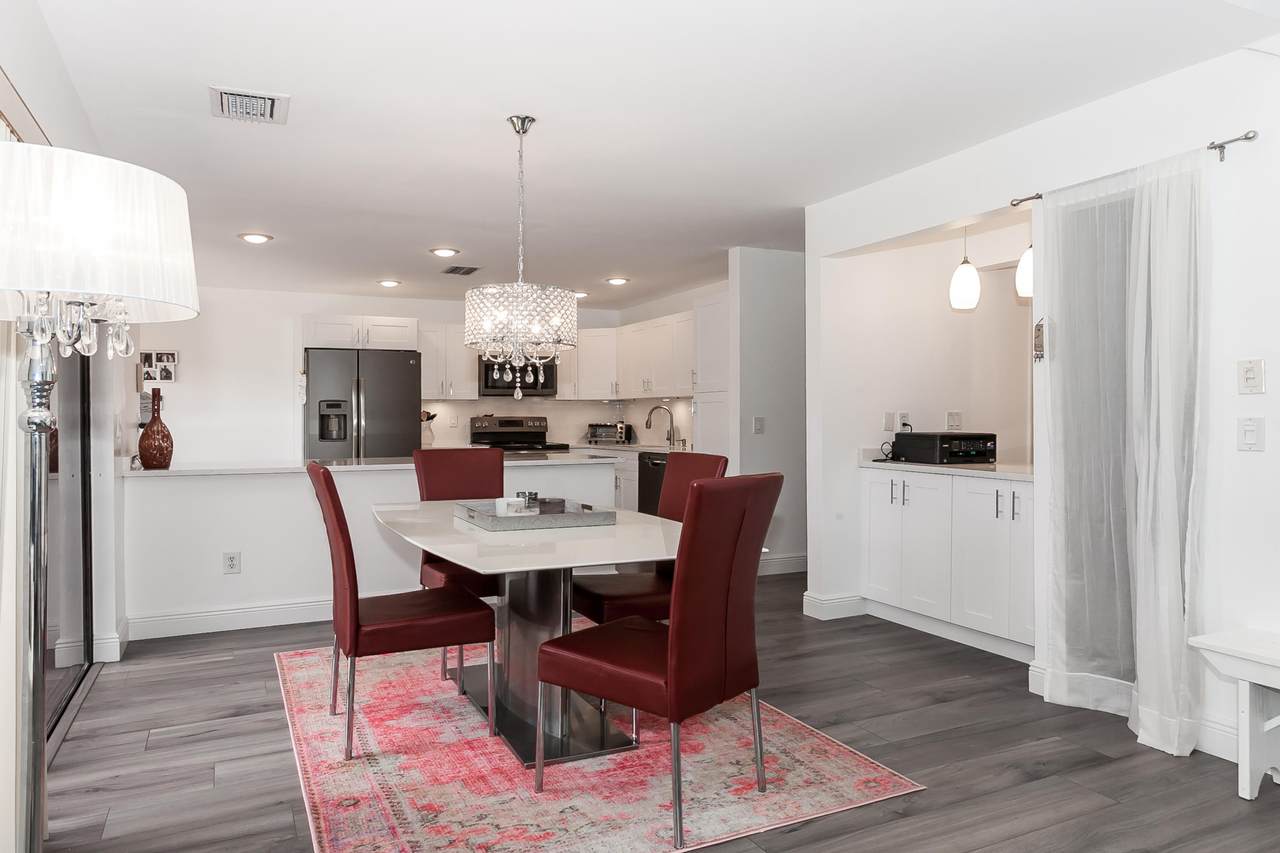 6138 Aloma Lane - Photo 1