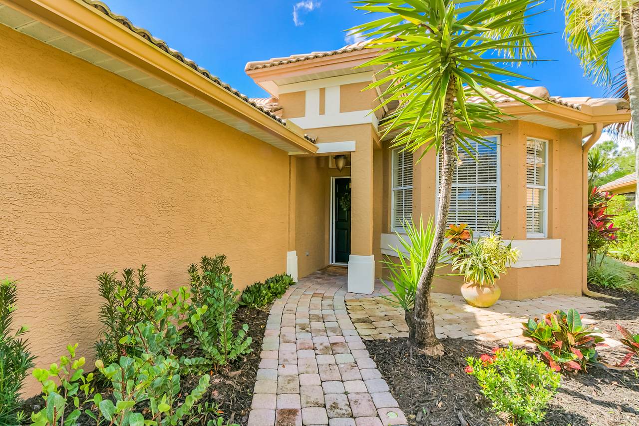 3784 Pin Oak Drive - Photo 1