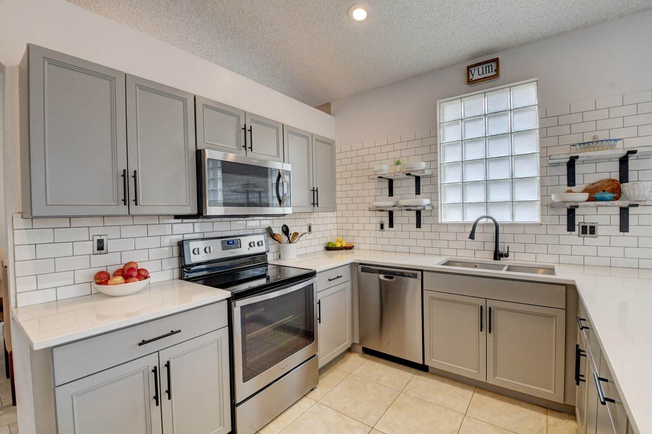 9333 Cove Point Circle Circle - Photo 1