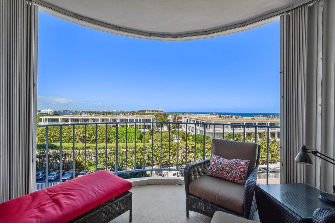2295 Ocean Boulevard - Photo 1