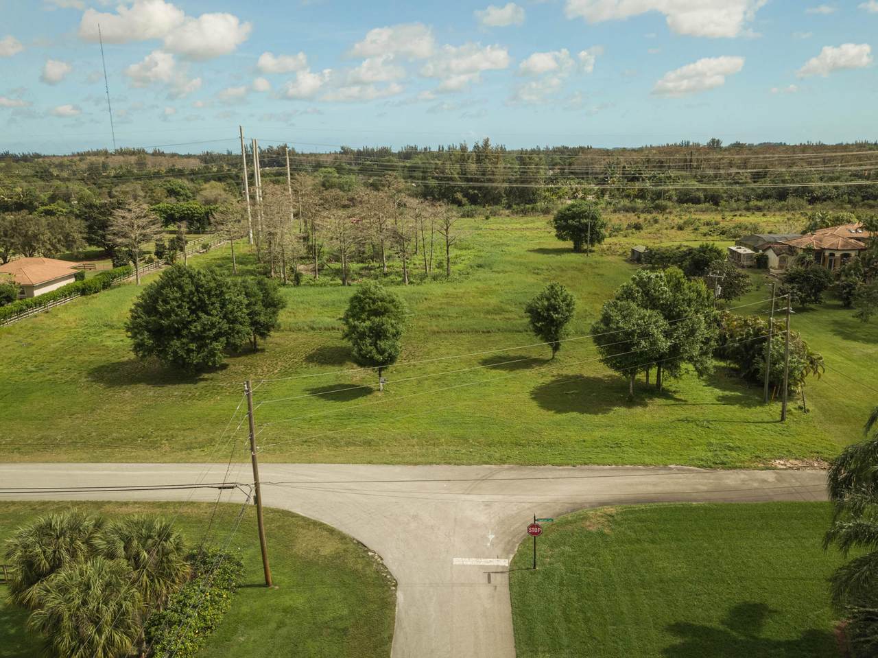 6450 Sugarcane Lane - Photo 1