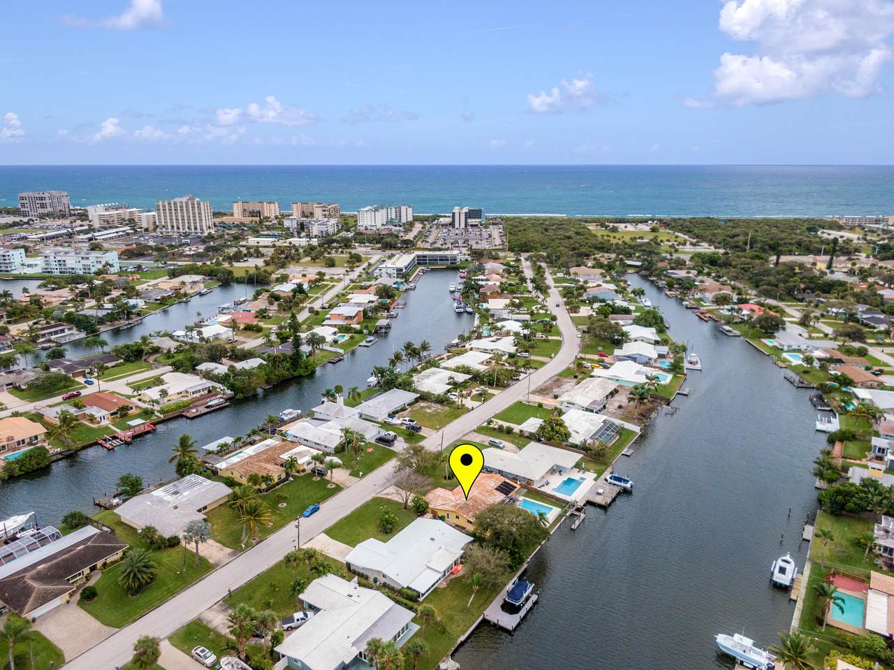 208 Bahama Boulevard - Photo 1