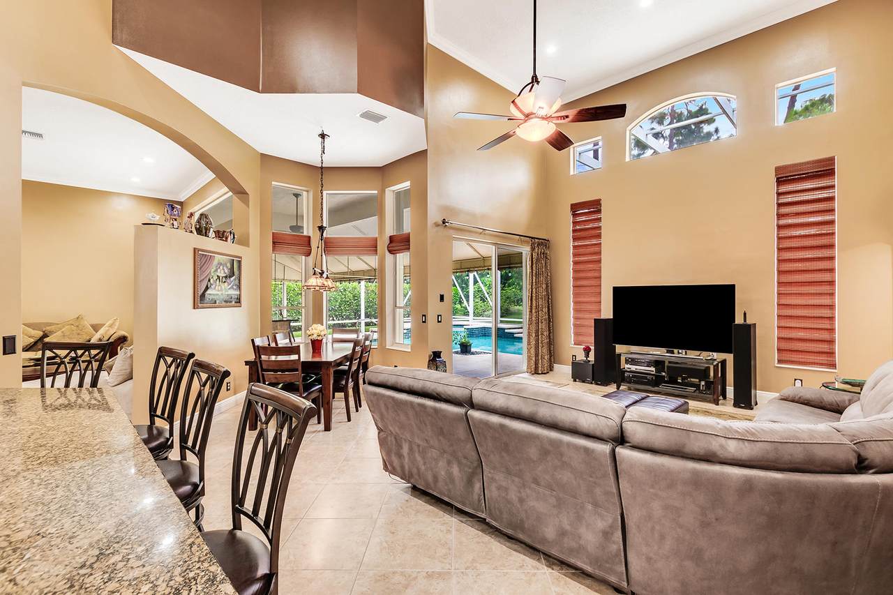 725 Cypress Green Circle - Photo 1