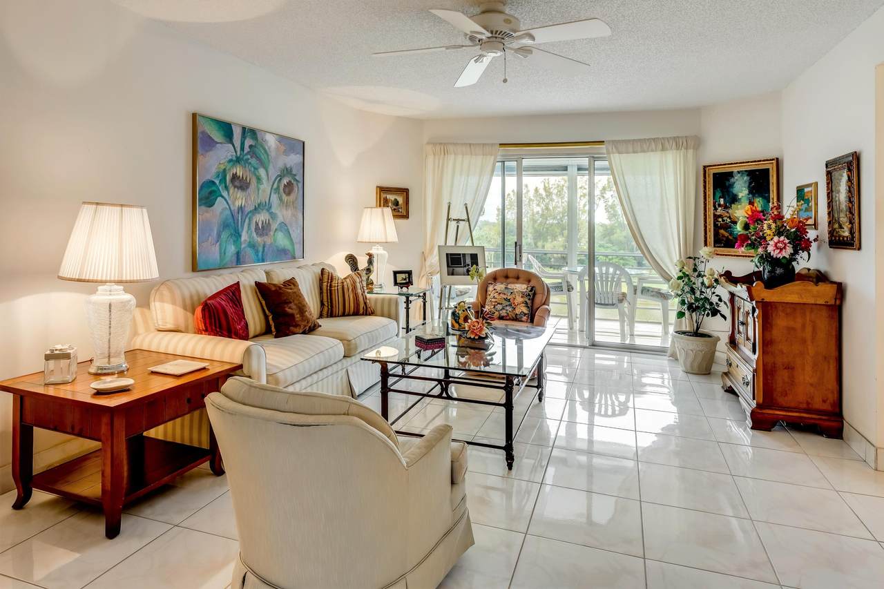 3959 Via Poinciana Drive - Photo 1