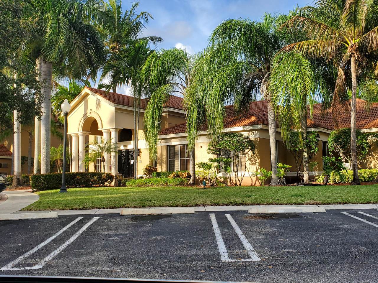 4101 San Marino Boulevard - Photo 1