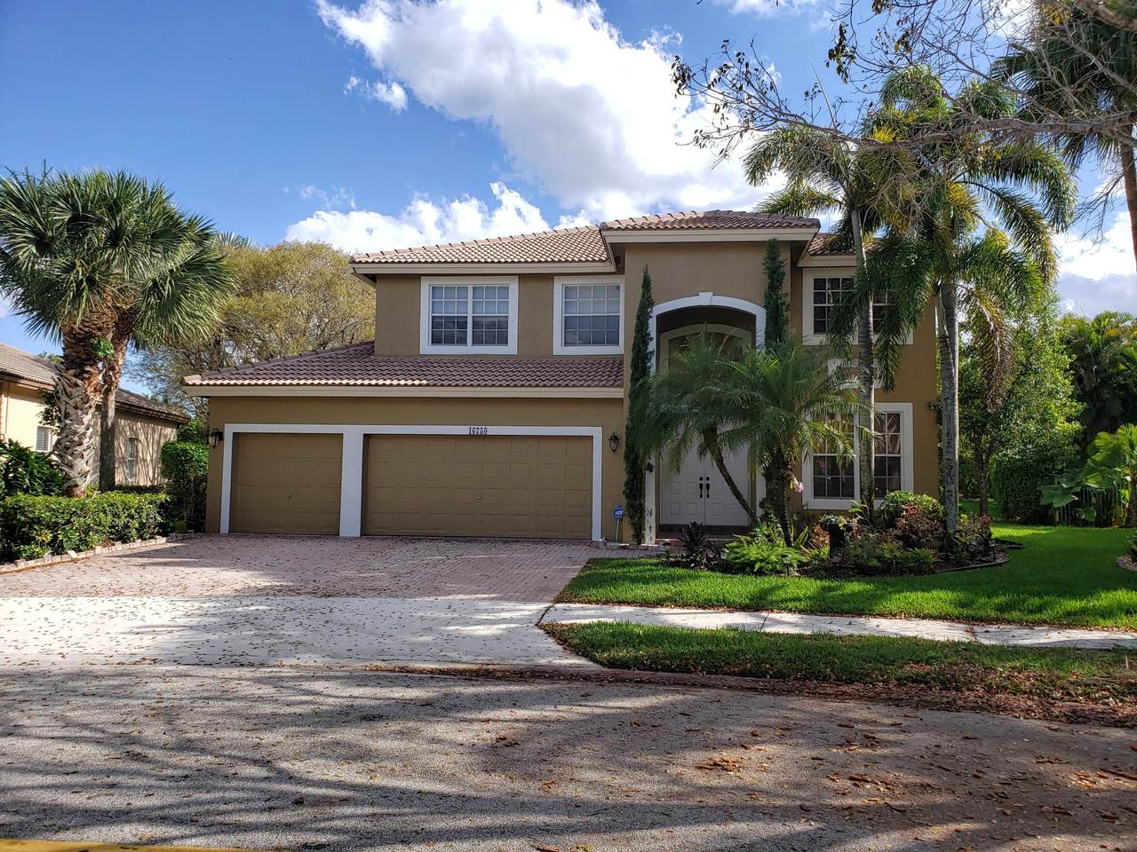 16750 Diamond Place - Photo 1