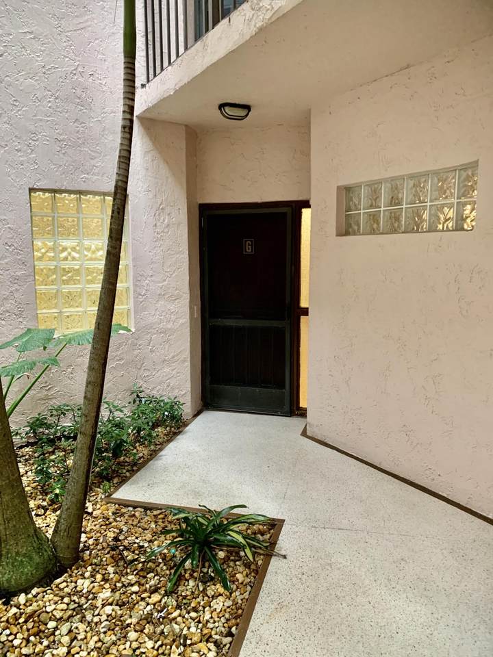 5430 Venetia Court - Photo 1