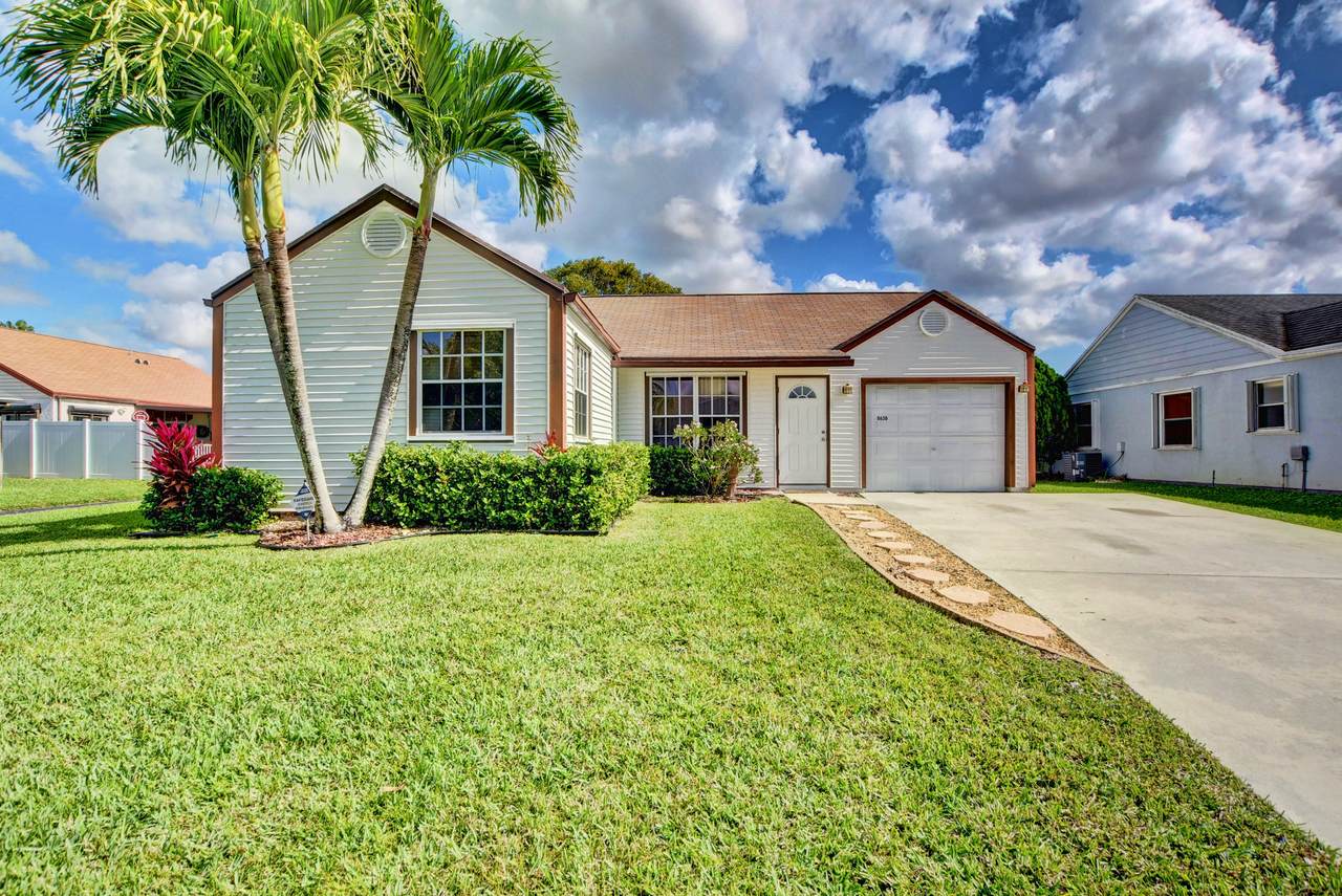 8638 Spring Valley Drive - Photo 1