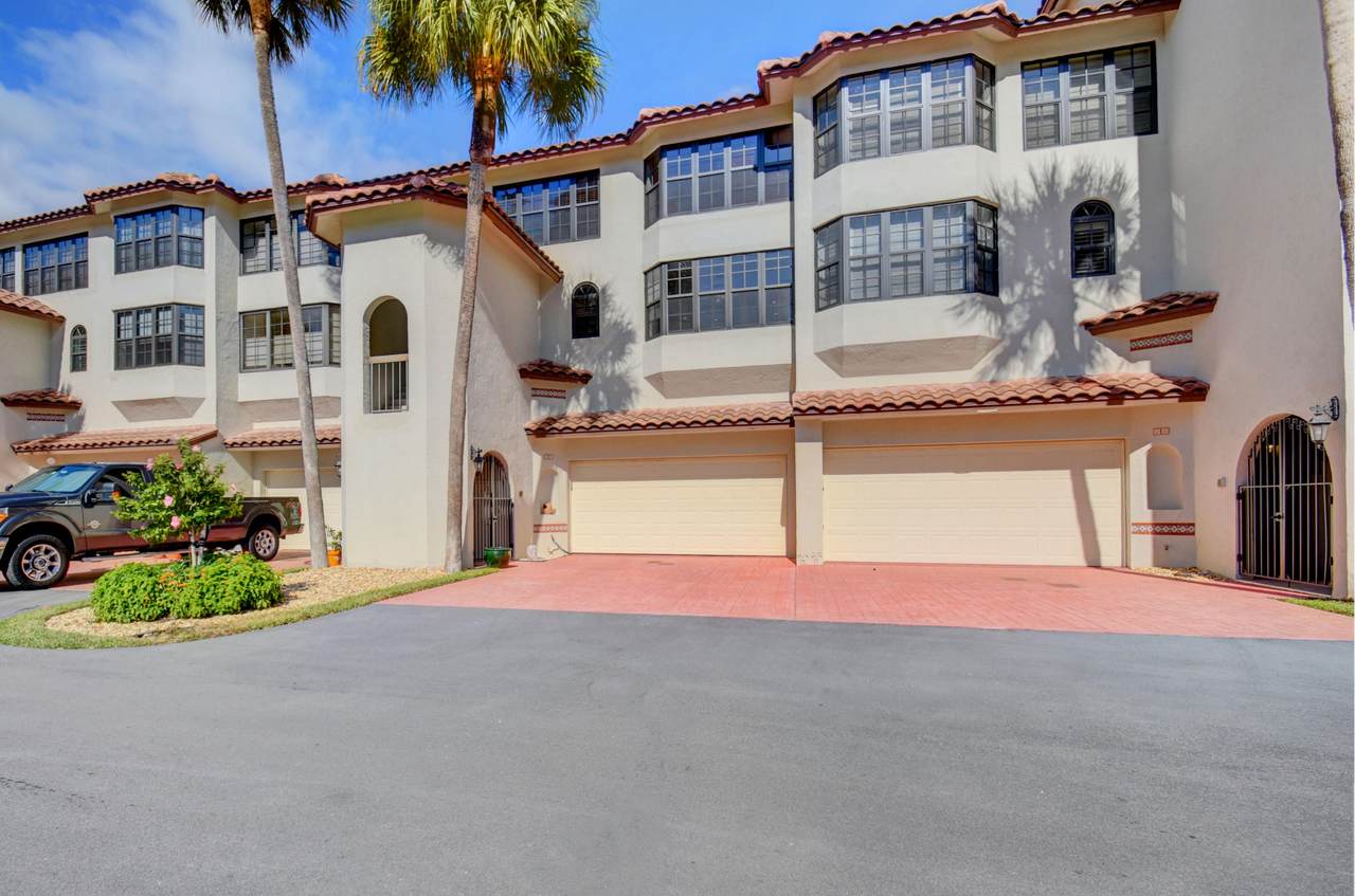 4401 Ocean Boulevard - Photo 1