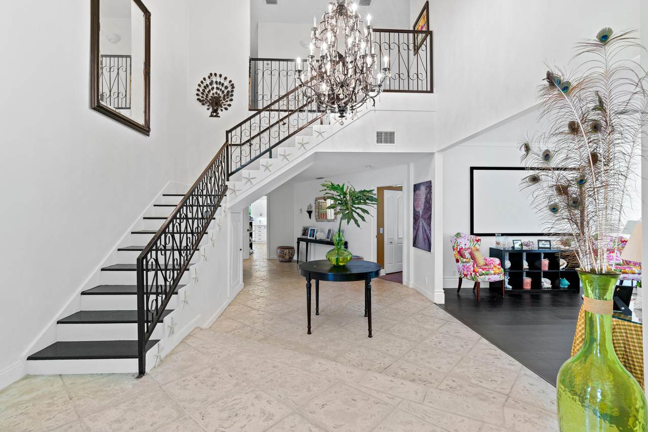 243 Florenada Terrace - Photo 1
