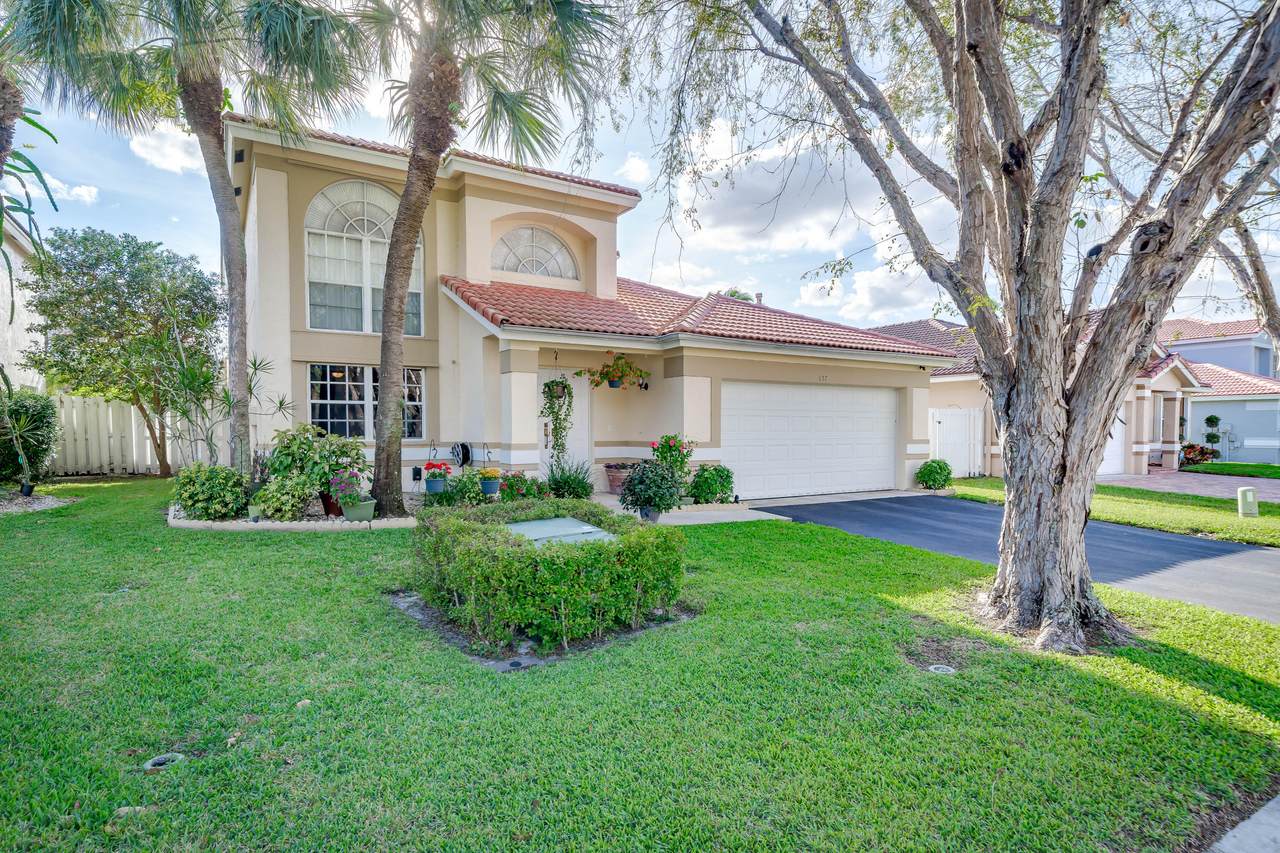 657 133rd Way - Photo 1