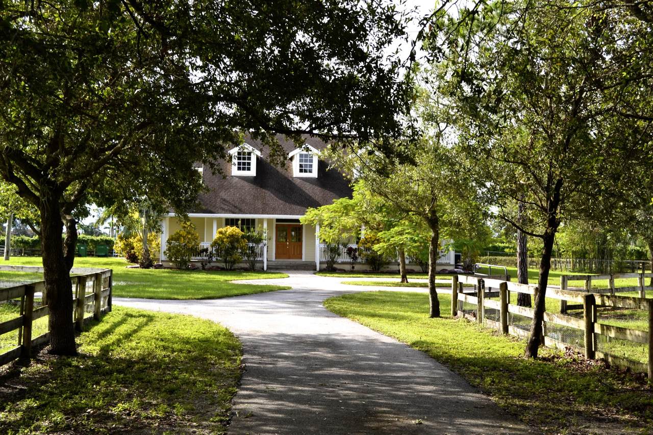 12284 Indian Mound Road - Photo 1