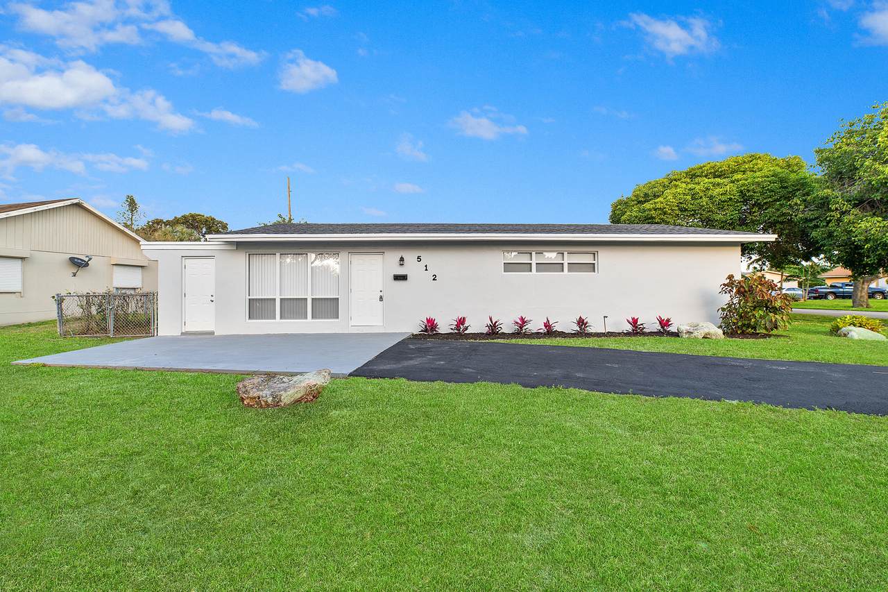 512 Baker Drive - Photo 1