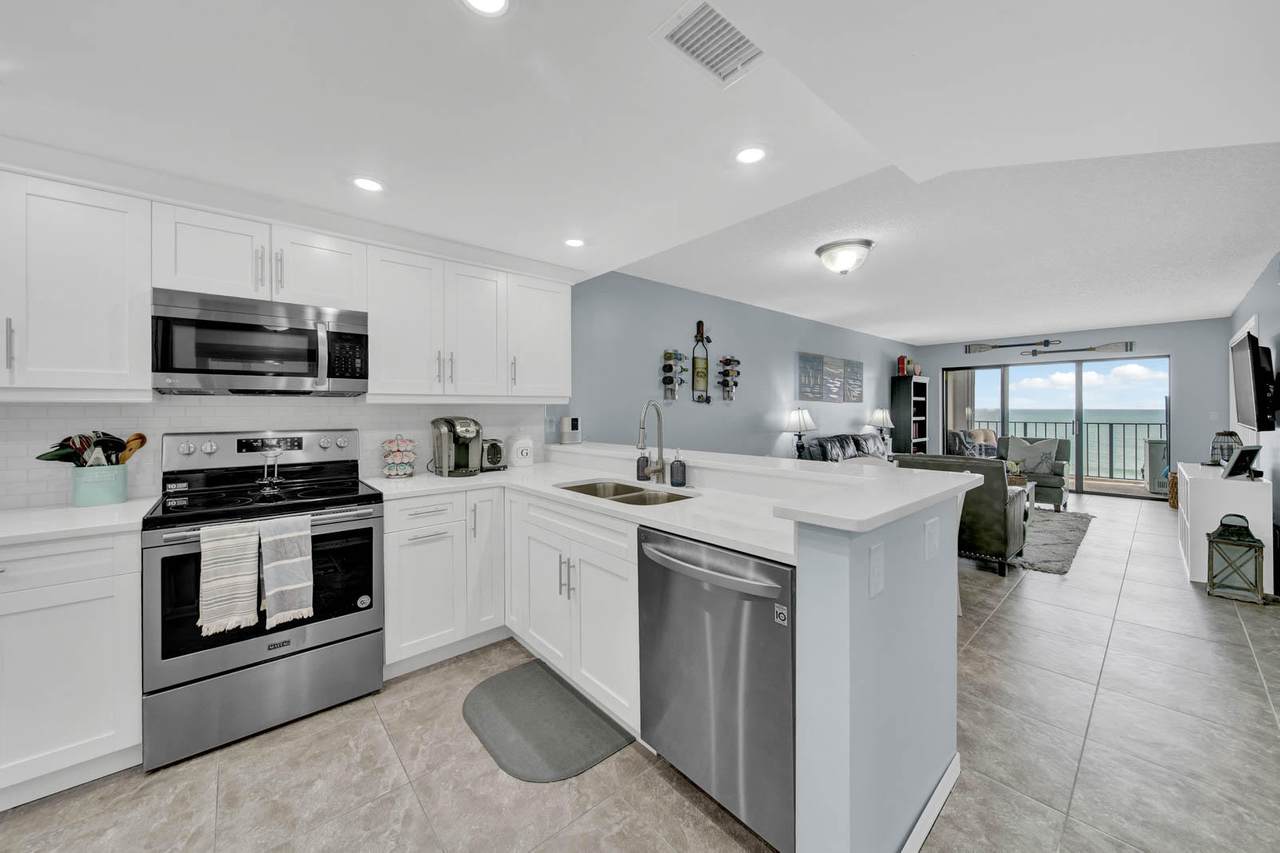 9400 Ocean Drive - Photo 1