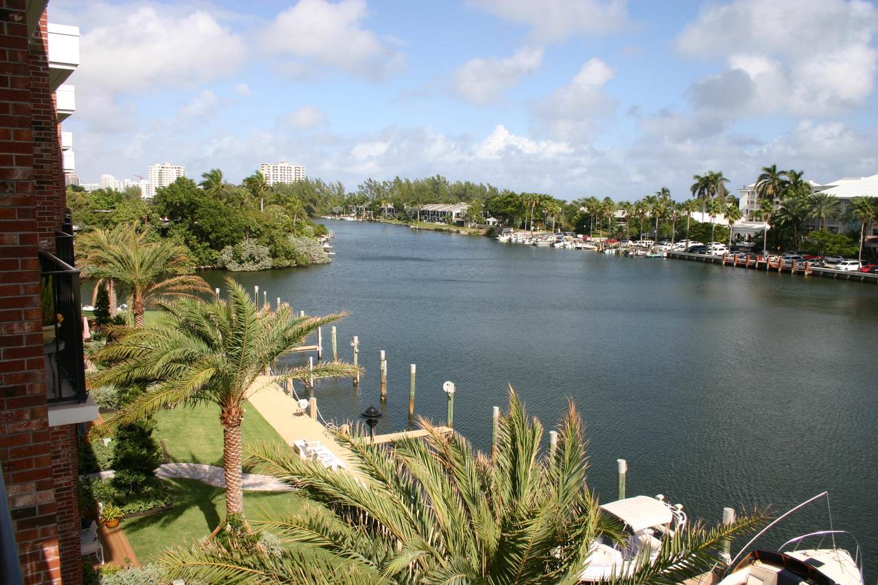 1800 Ocean Drive - Photo 1