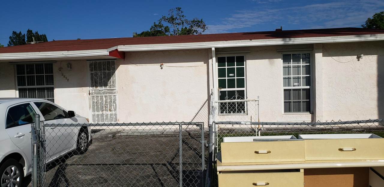 2832 17th Street - Photo 1