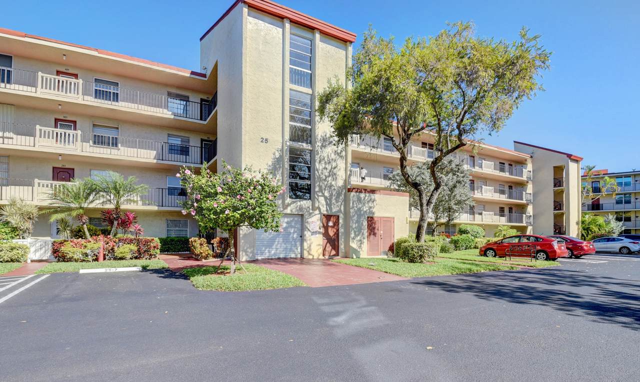25 Abbey Lane - Photo 1
