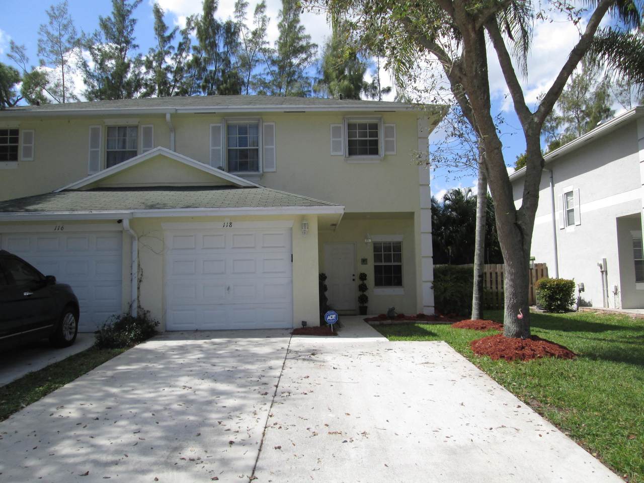 118 Baldwin Boulevard - Photo 1