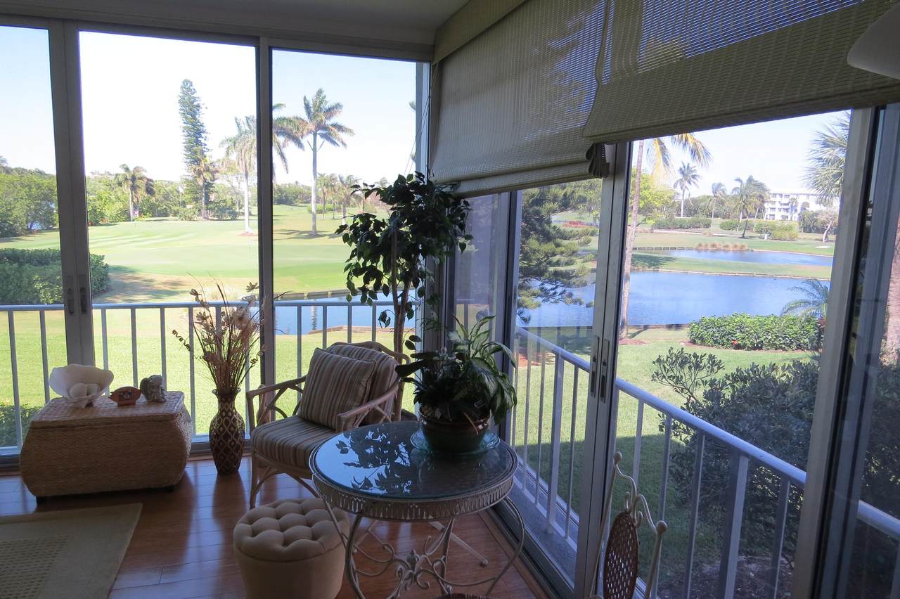 4475 Ocean Boulevard - Photo 1