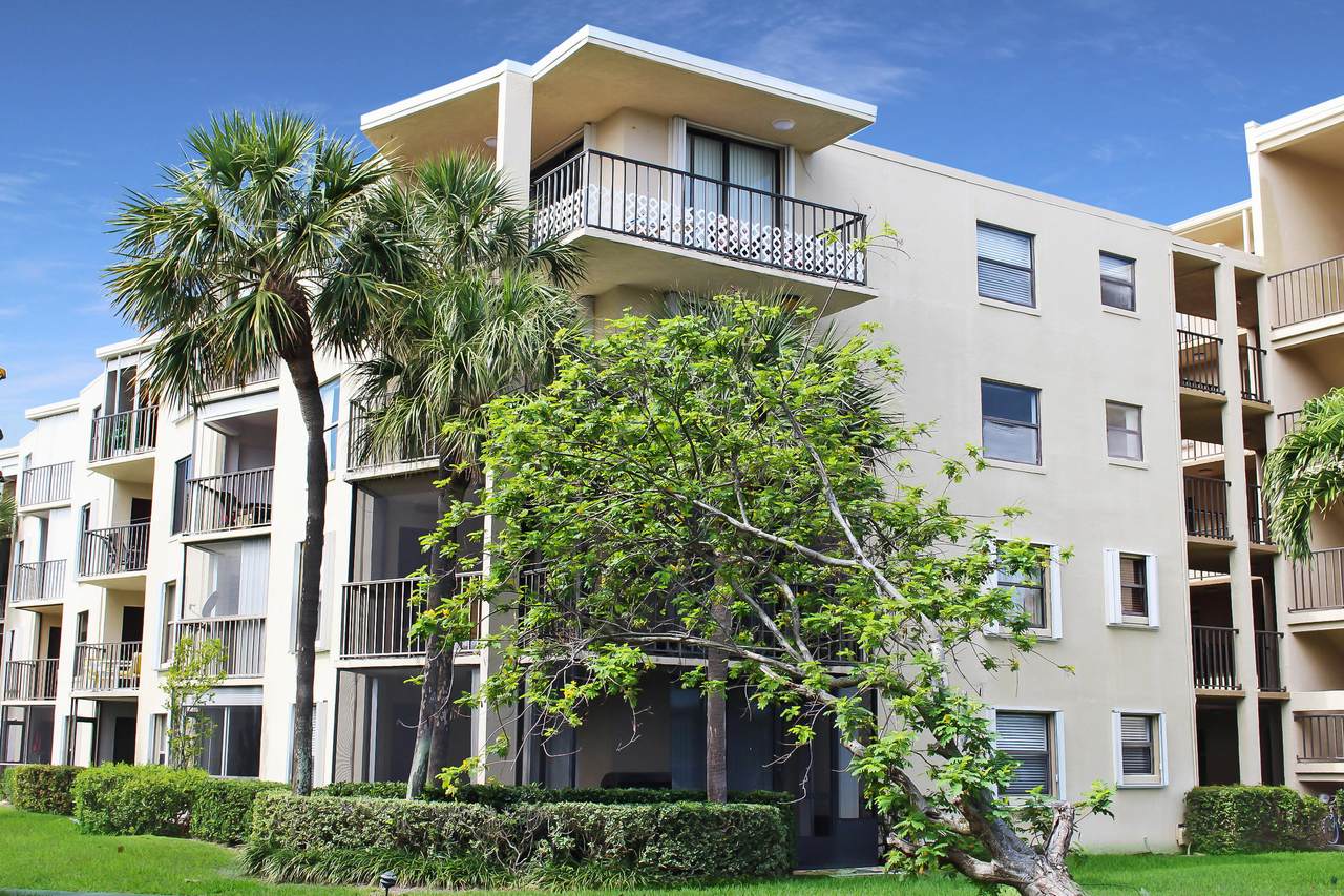 890 Federal Highway - Photo 1