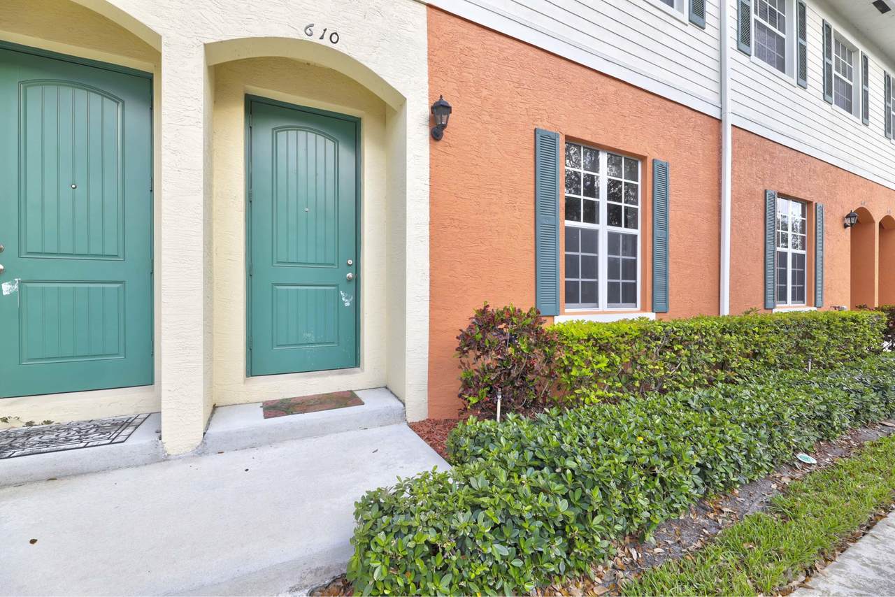 610 2nd Avenue - Photo 1