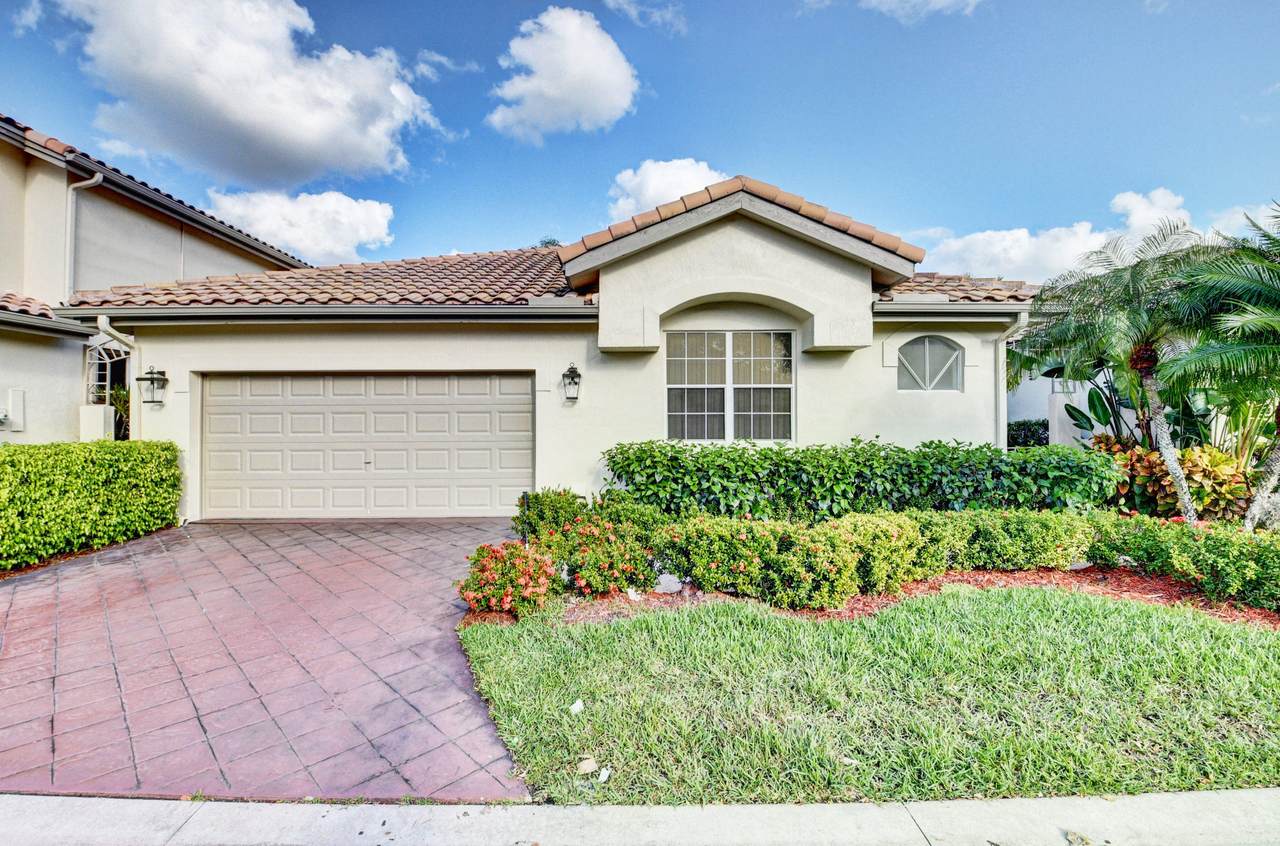 5290 26th Circle - Photo 1