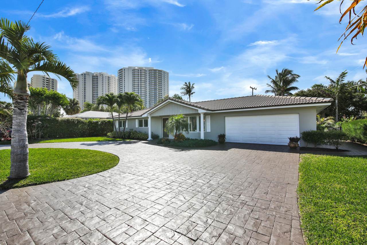 1243 Yacht Harbor Drive - Photo 1