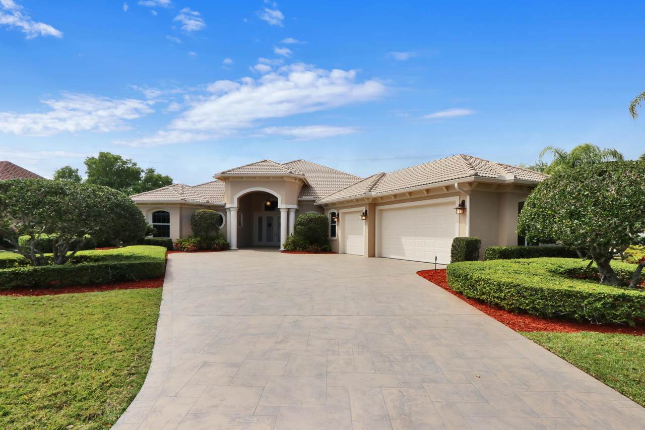 8032 Plantation Lakes Drive - Photo 1