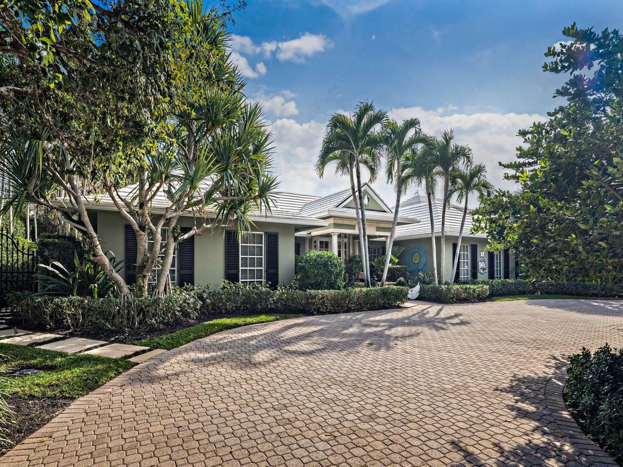 1263 Lake House Drive - Photo 1 1263 Lake House Drive - Photo 1