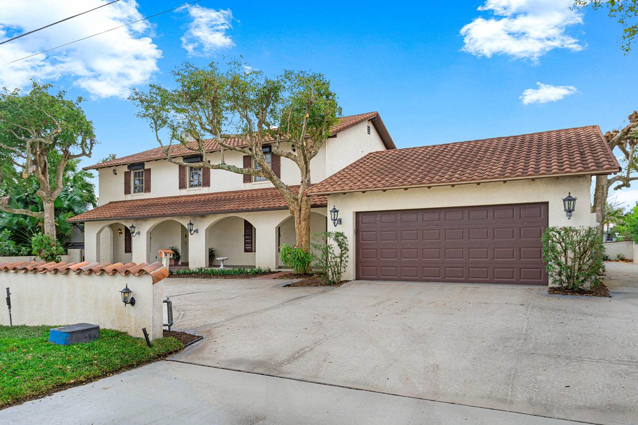 1071 Coral Way - Photo 1