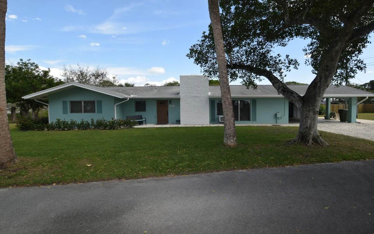 531 Lake Clare Place - Photo 1