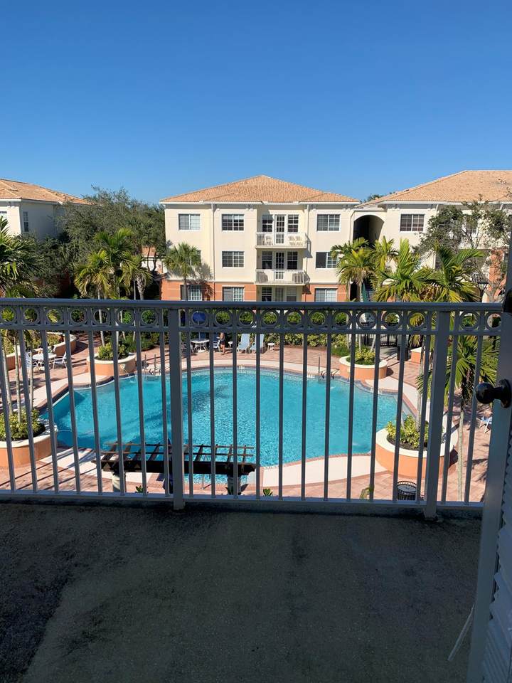 9901 Baywinds Boulevard - Photo 1