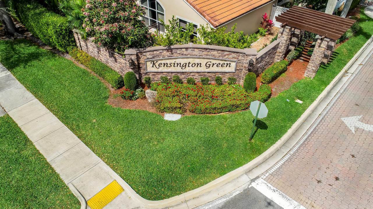 11184 46th Drive - Photo 1